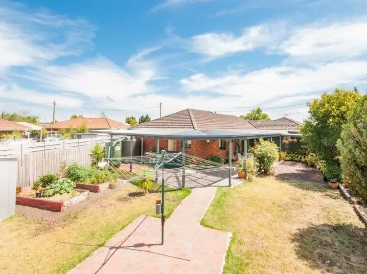 Fifth view of Homely house listing, 1 Midhurst Court, Craigieburn VIC 3064