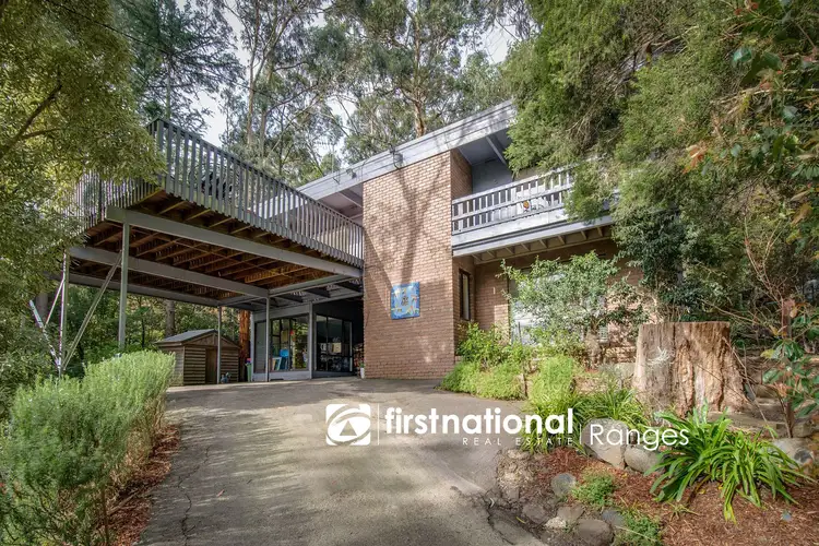 8 James Street, Selby VIC 3159