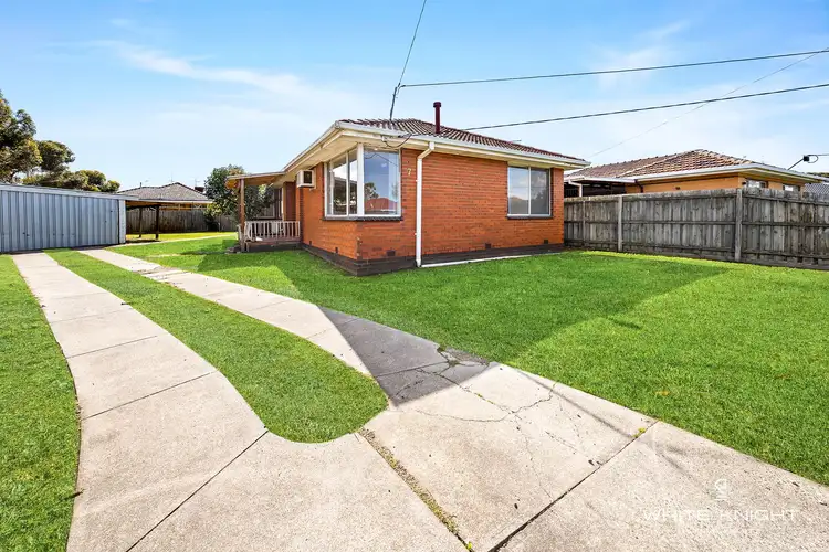 Fourth view of Homely house listing, 7 Chestnut Drive, St Albans VIC 3021