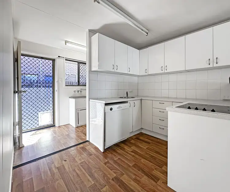 Fourth view of Homely unit listing, 1/28 East Gordon Street, Mackay QLD 4740