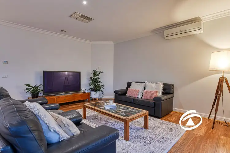 Fifth view of Homely house listing, 22 Grant Close, Berwick VIC 3806