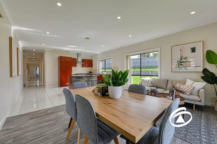Sixth view of Homely house listing, 5 Griffith Mews, Pakenham VIC 3810