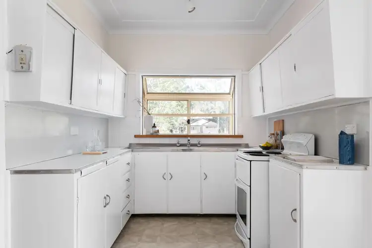 Sixth view of Homely house listing, 16 Wambool Street, Turramurra NSW 2074
