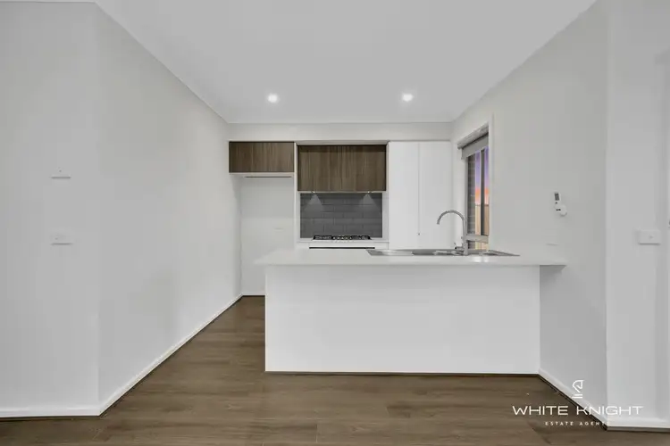 13 Spinifex Road, Fraser Rise VIC 3336