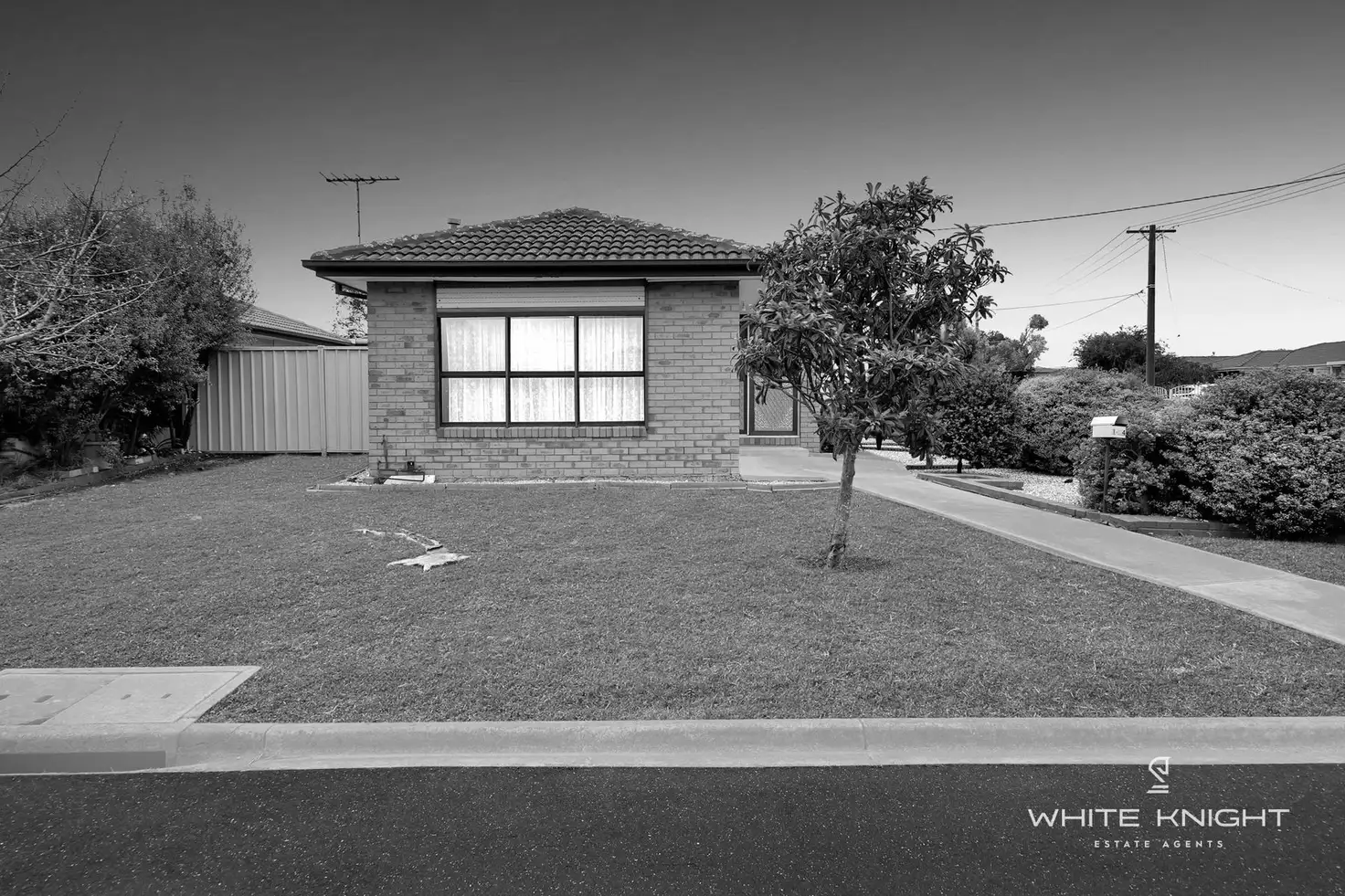 Main view of Homely unit listing, 1/24 Unicorn Way, Kings Park VIC 3021