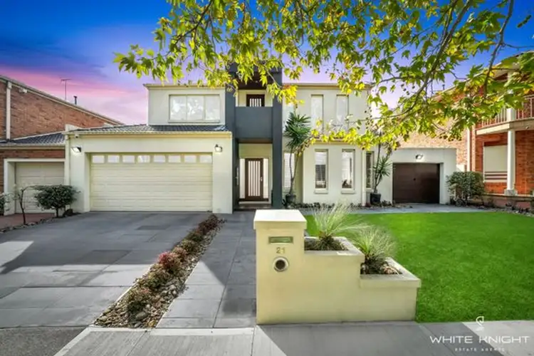 21 Clare Brennan Drive, Cairnlea VIC 3023