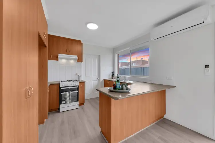 Third view of Homely house listing, 2/39 Perrett Avenue, St Albans VIC 3021