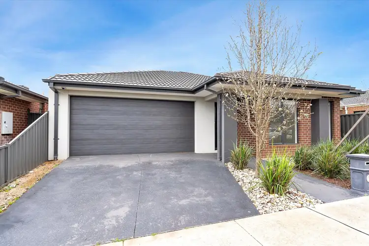 4 Monaco Grove, Strathtulloh VIC 3338