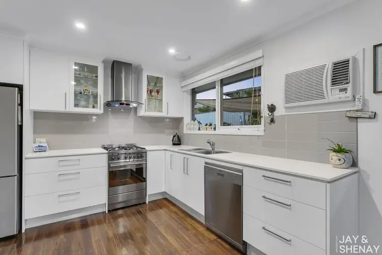 Second view of Homely house listing, 6 Marra Court, Endeavour Hills VIC 3802