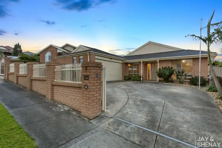 Main view of Homely house listing, 9 Gregory Close, Endeavour Hills VIC 3802