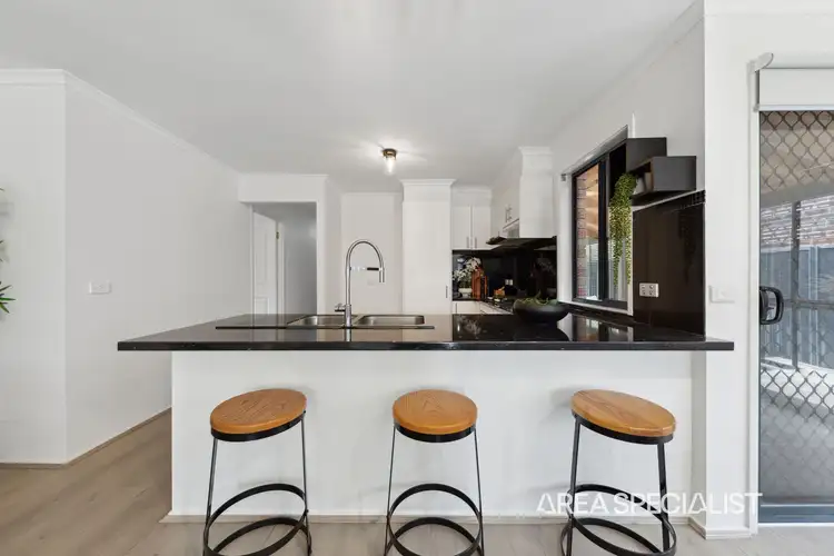 Sixth view of Homely house listing, 33 Stringy Bark Circuit, Pakenham VIC 3810