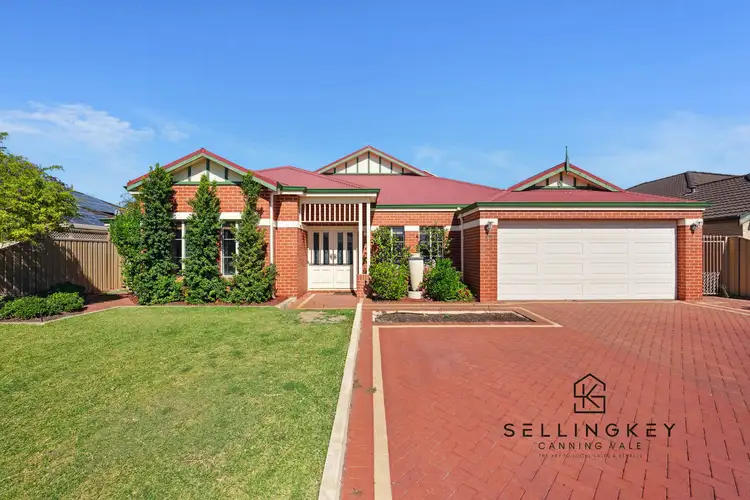 17 Fawcett Crescent, Canning Vale WA 6155