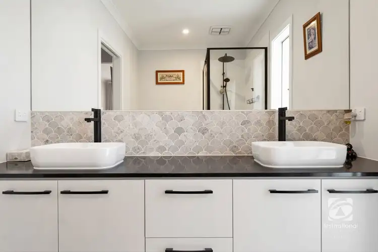 Sixth view of Homely house listing, 10 ECHUCA AVENUE, Eynesbury VIC 3338