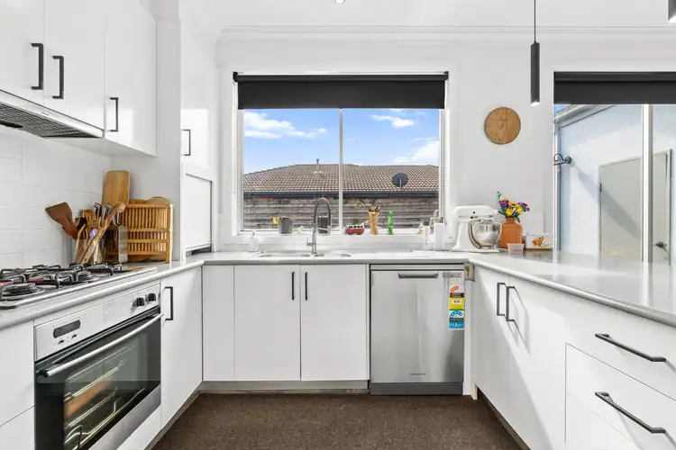 Fifth view of Homely house listing, 16 Giles Place, Traralgon VIC 3844