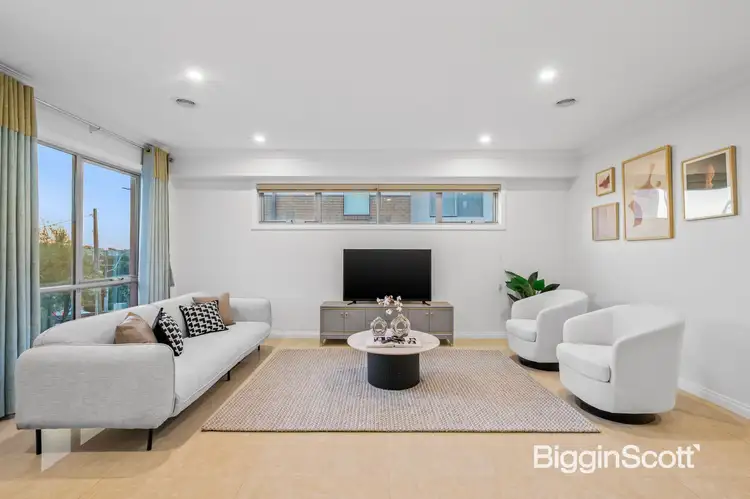 Main view of Homely townhouse listing, 6/250 Williamsons Road, Templestowe VIC 3106
