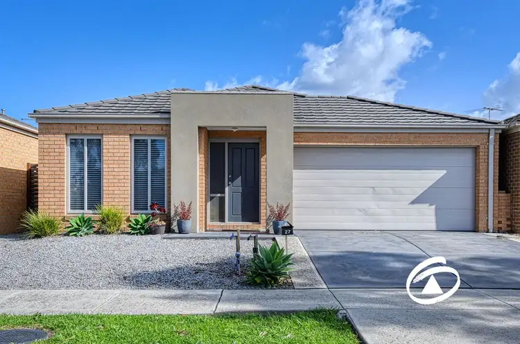 27 Celestine Drive, Officer VIC 3809
