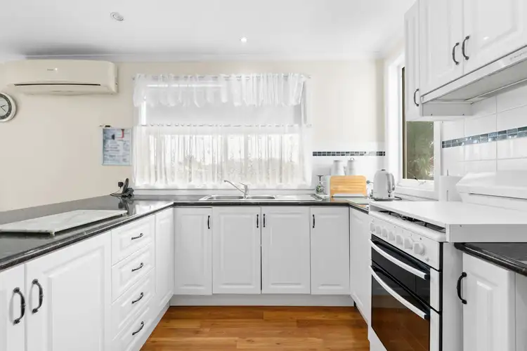 Fifth view of Homely house listing, 32 Hyland Street, Traralgon VIC 3844