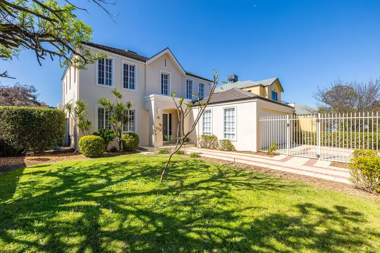 30 Gillon Street, Karawara WA 6152