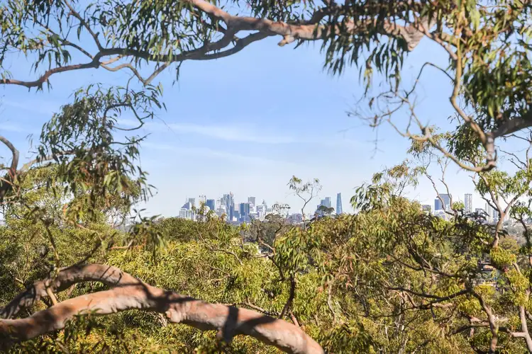 33 Aranda Drive, Davidson NSW 2085