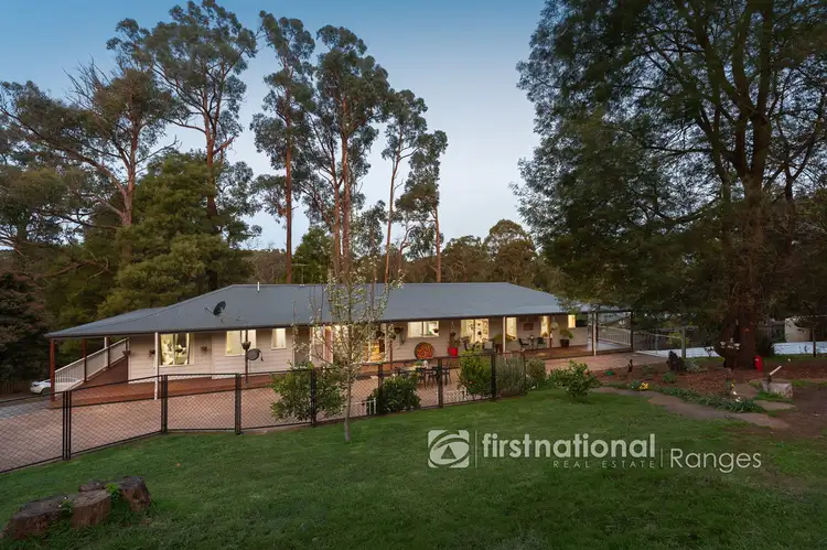 16 Haylock Avenue, Cockatoo VIC 3781