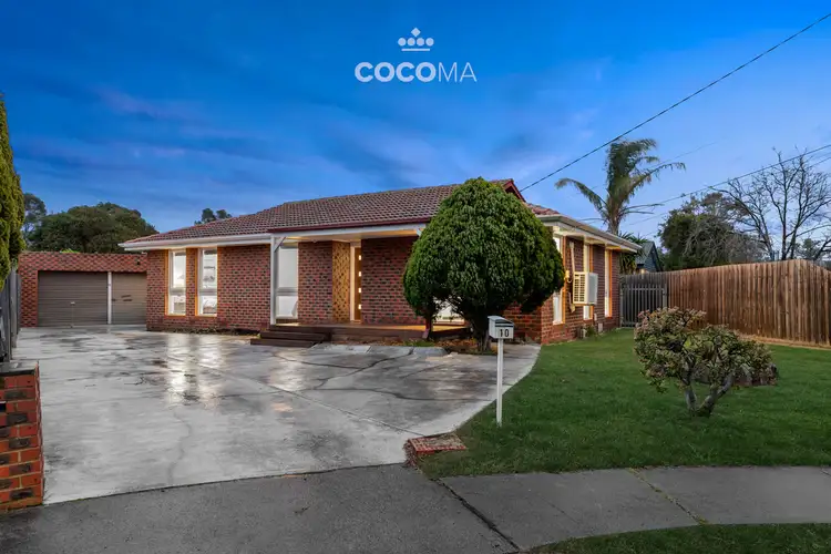 10 Jon Place, Keysborough VIC 3173