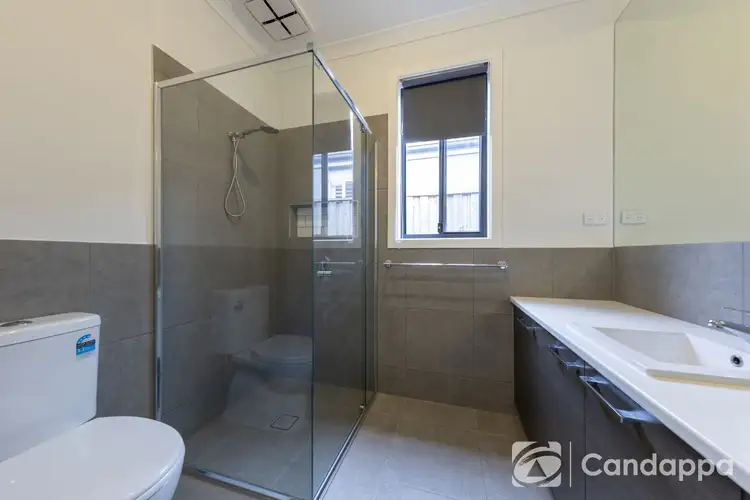 Fifth view of Homely house listing, 32 Horsetail Way, Drouin VIC 3818