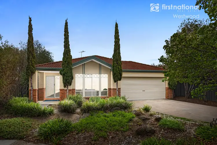 14 Mundi Crescent, Manor Lakes VIC 3024