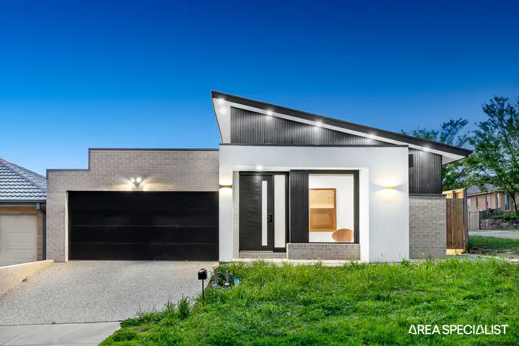 40 Belmont Crescent, Pakenham VIC 3810