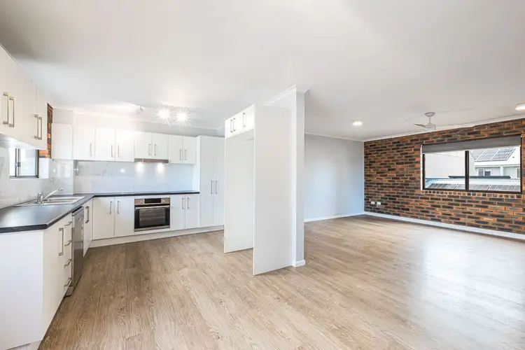 1/21 Rosella Street, Bongaree QLD 4507
