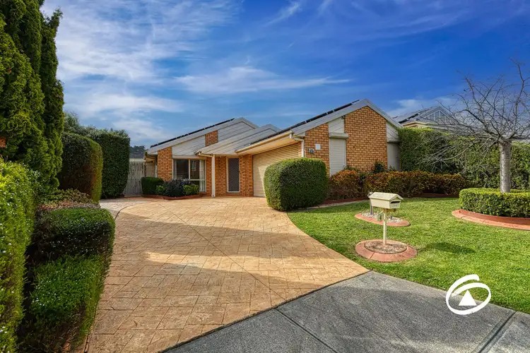 4 Hedley Court