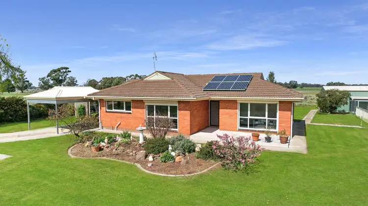 Main view of Homely rural property listing, 18 Curragh Moor Road, Carisbrook VIC 3464