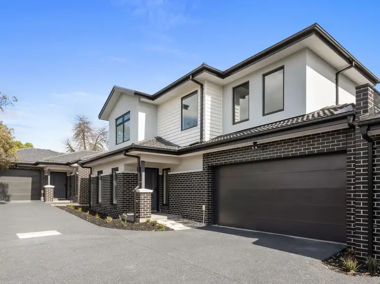 2/16 Sinclair Road, Bayswater VIC 3153