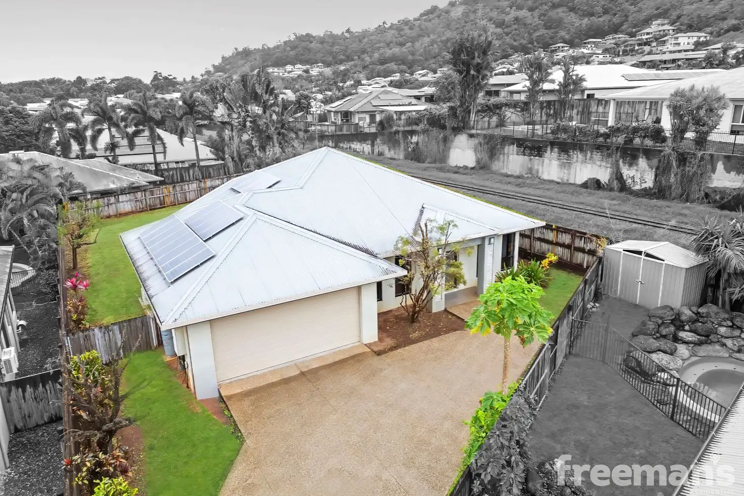 Main view of Homely house listing, 21 Elphinstone Street, Kanimbla QLD 4870