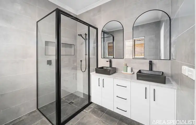 Fifth view of Homely house listing, 17 Elizabeth Street, Mooroopna VIC 3629