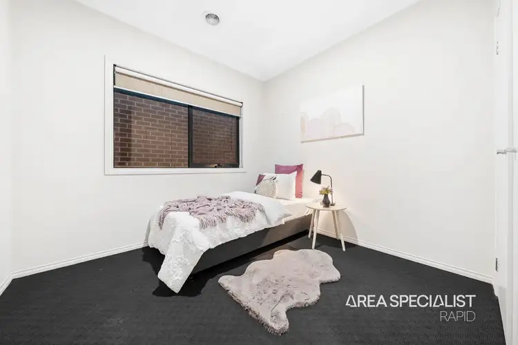 Seventh view of Homely house listing, 18 Dalziell Crescent, Cranbourne North VIC 3977