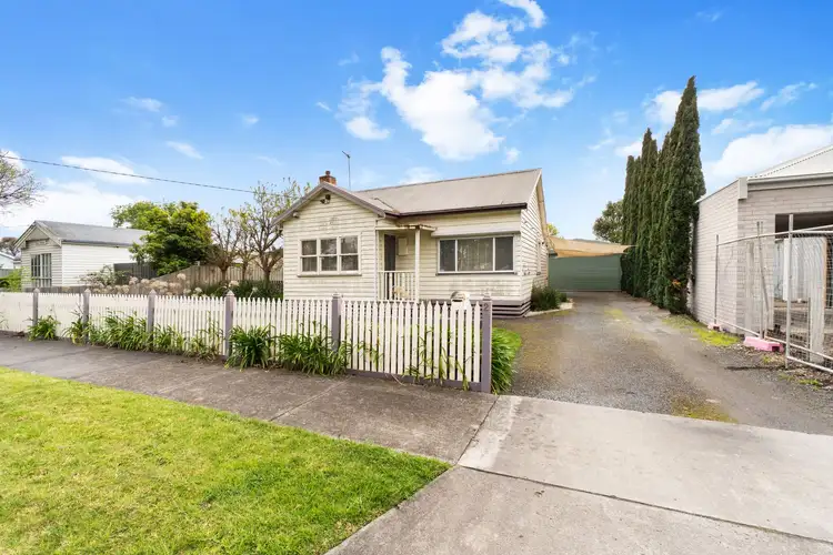 Second view of Homely house listing, 2 Pollock Avenue, Traralgon VIC 3844
