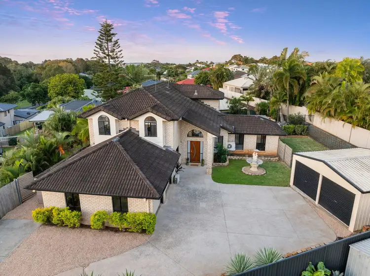 10 Roger Court, Redland Bay QLD 4165