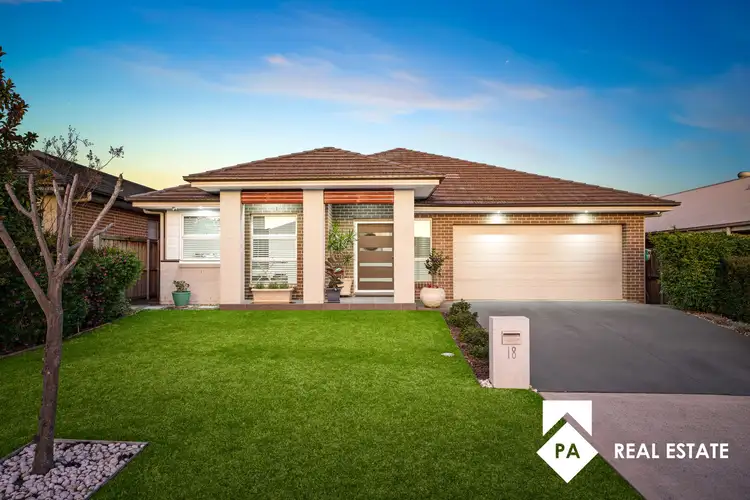 18 Walseley Crescent
