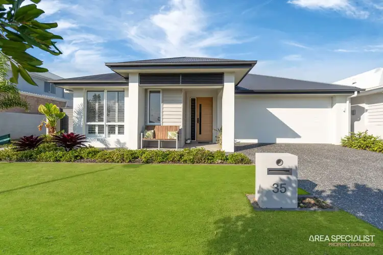 35 Hamilton Drive, Jacobs Well QLD 4208