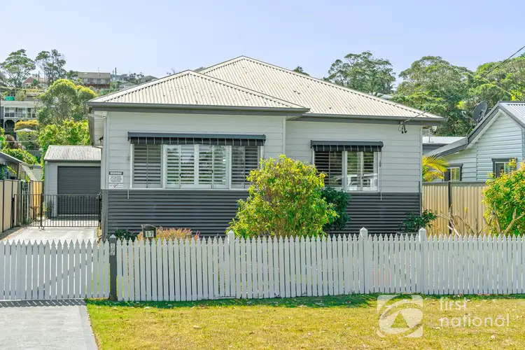 17 Federal Avenue, Burrill Lake NSW 2539