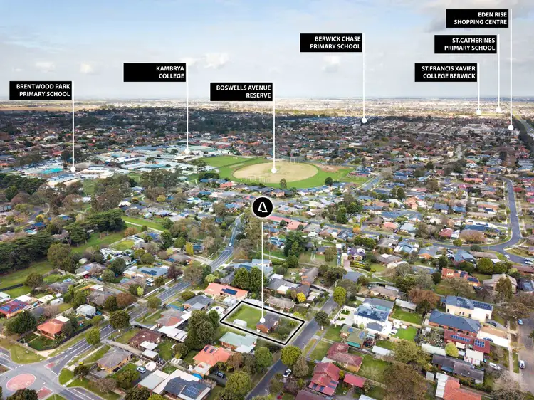 Third view of Homely house listing, 4 Selkirk Court, Berwick VIC 3806