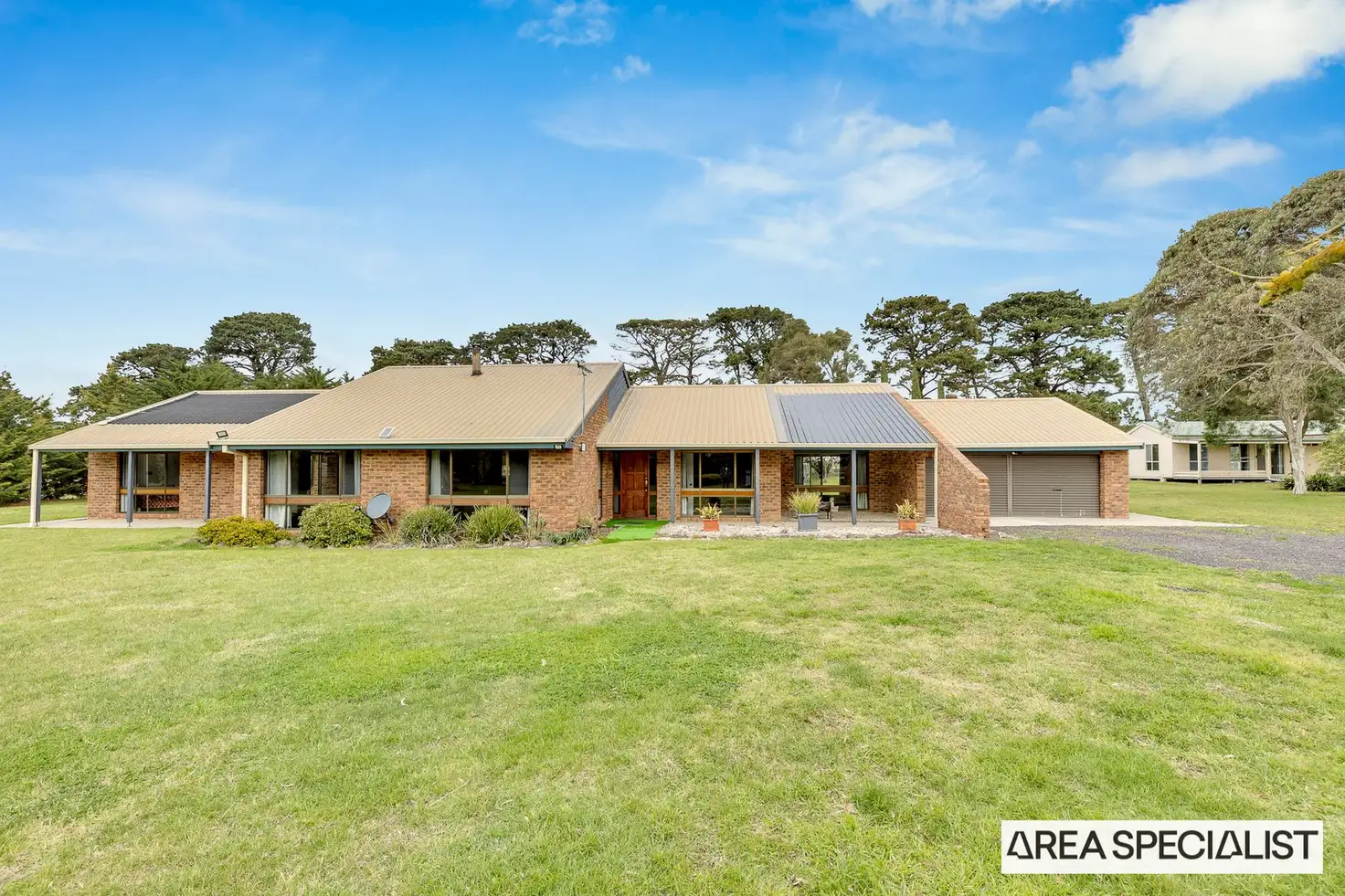 Main view of Homely rural property listing, 685 Riddell Road, Sunbury VIC 3429