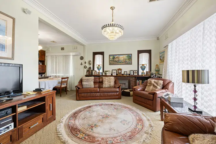 Second view of Homely house listing, 1 Killarney Road, Templestowe Lower VIC 3107