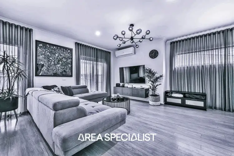Main view of Homely townhouse listing, 13 Bavadia Place, Keysborough VIC 3173