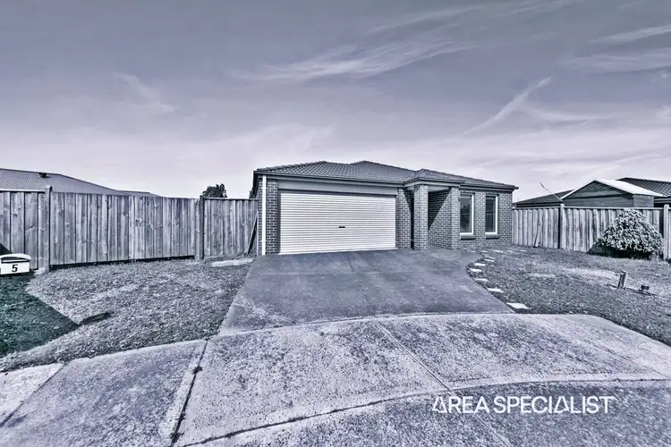 5 Ronit Court, Pakenham VIC 3810