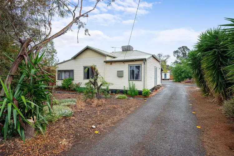 100 Woodward Street, Coolgardie WA 6429