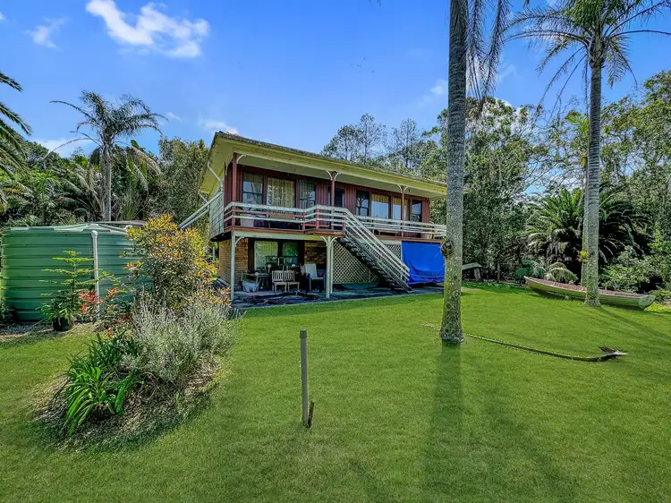 2 Kiora Street, Pindimar NSW 2324