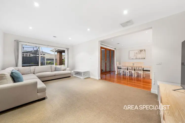 Fifth view of Homely house listing, 27 Balladonia Gum Circuit, Lyndhurst VIC 3975