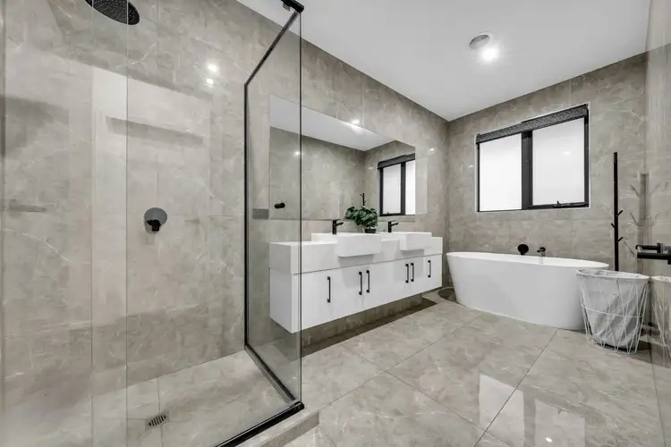 2A Janet Street, Dandenong North VIC 3175