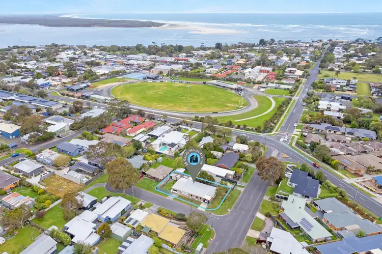 28 Sandymount Avenue, Inverloch VIC 3996